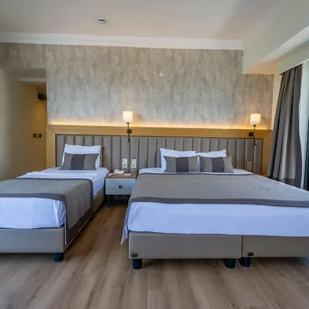 Demanor Adult Only Аланія
