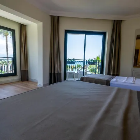 Hotel Demanor Adult Only *