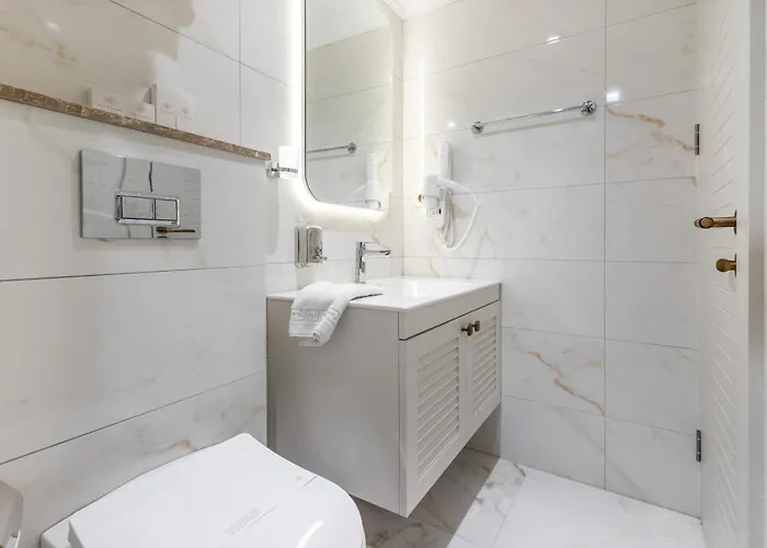 Hotell Demanor Adult Only