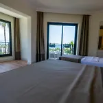 Hotel Demanor Adult Only *
