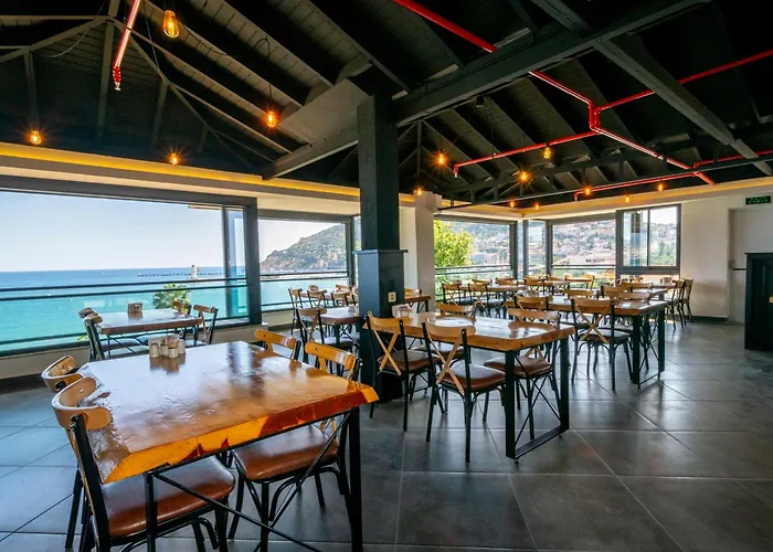 酒店 Demanor Adult Only *