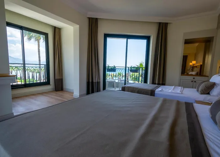 Otel Demanor Adult Only *