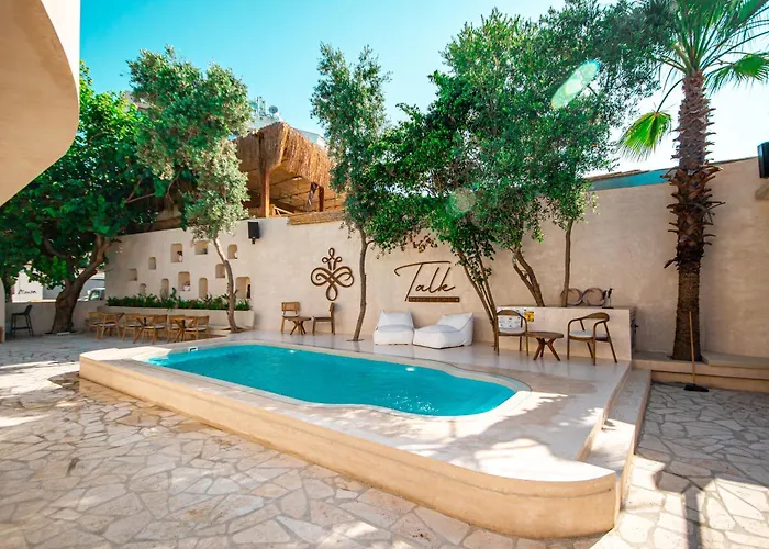 Otel Demanor Adult Only *